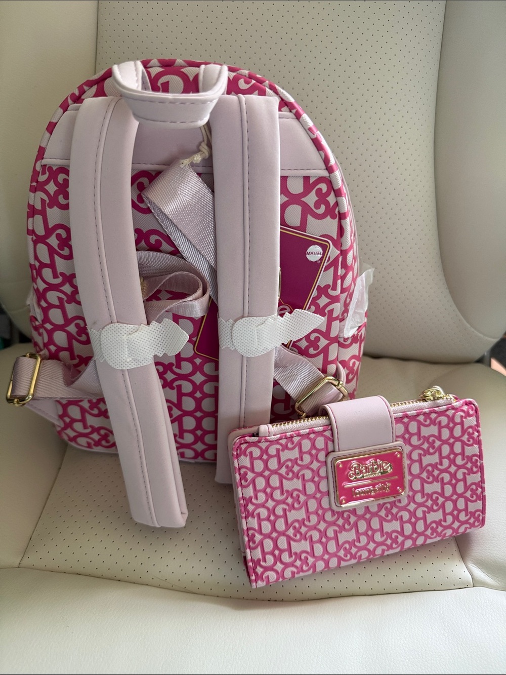 Loungefly Barbie Movie Pink Flamingo Pattern Mini Backpack & Wallet Set - Picture 3 of 3